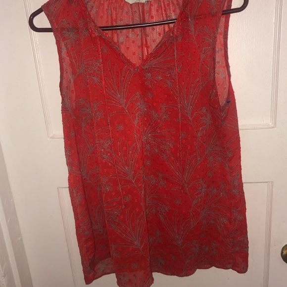 Red Sleeveless Sung Top with Floral Design. Ruffled neck,tie - at front preloved - Picture 6 of 7
